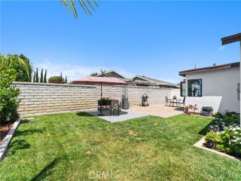 6562 Dohrn Circle, Huntington Beach, CA