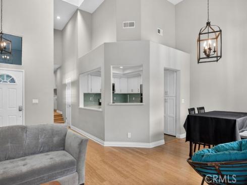 8182 Mainsail 204 , Huntington Beach, CA