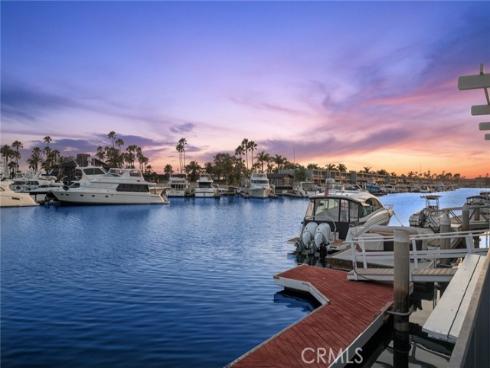 17033 Edgewater Drive, Huntington Beach, CA