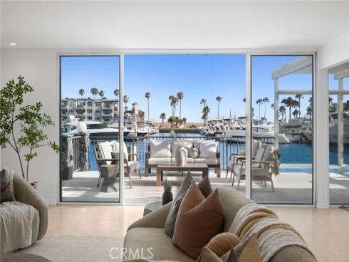 17033 Edgewater Drive, Huntington Beach, CA