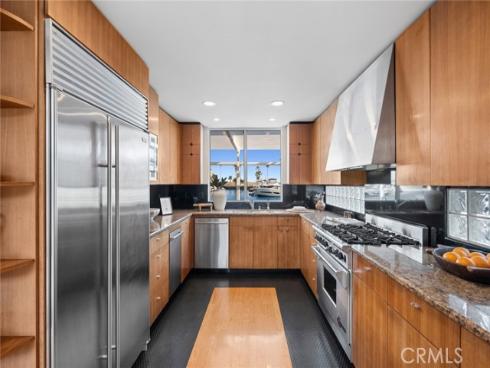 17033 Edgewater Lane, Huntington Beach, CA