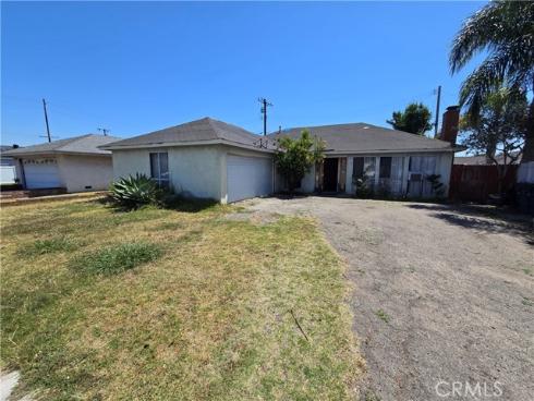 15542 Cabot Circle, Huntington Beach, CA