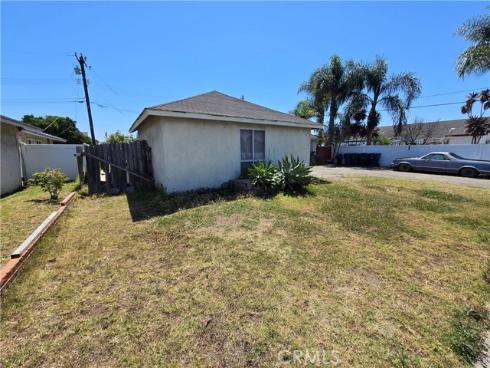 15542 Cabot Circle, Huntington Beach, CA