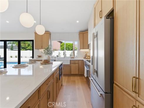 20682 Queens Park Lane, Huntington Beach, CA