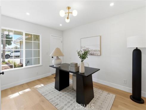 20682 Queens Park Lane, Huntington Beach, CA