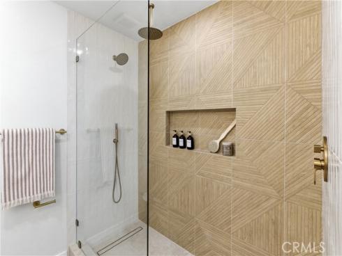 20682 Queens Park Lane, Huntington Beach, CA