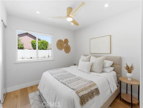20682 Queens Park Lane, Huntington Beach, CA