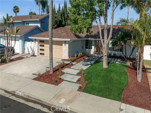20682 Queens Park Lane, Huntington Beach, CA