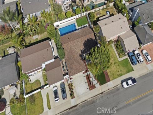 20682 Queens Park Lane, Huntington Beach, CA