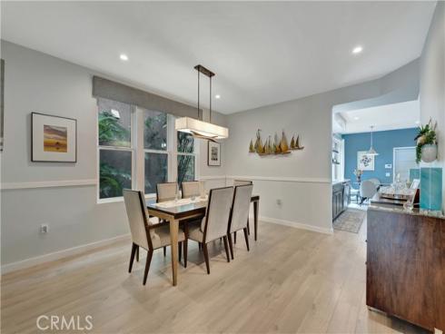 212 Hartford Avenue, Huntington Beach, CA