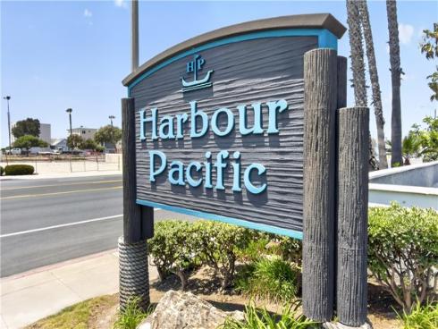 17142 Pacific Coast 201 , Huntington Beach, CA