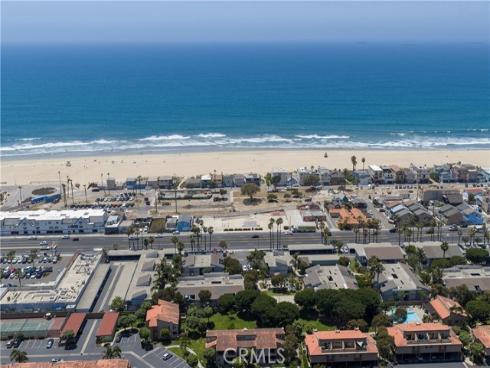 17142 Pacific Coast 201 , Huntington Beach, CA