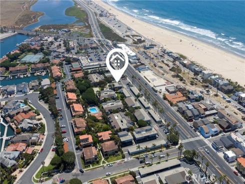 17142 Pacific Coast 201 , Huntington Beach, CA