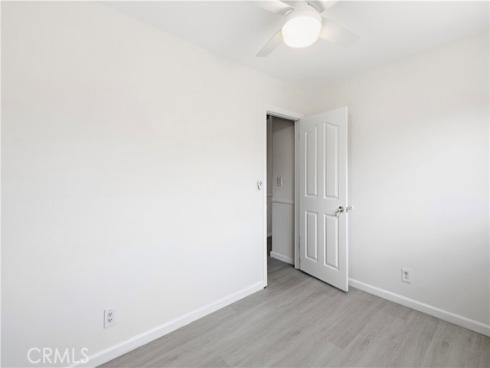 17081 Kampen Lane, Huntington Beach, CA