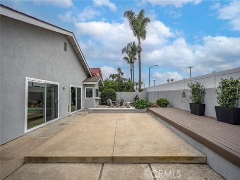 19402 Coralwood Lane, Huntington Beach, CA