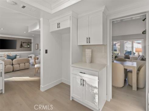 9882 Kings Canyon , Huntington Beach, CA