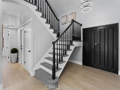 9882 Kings Canyon , Huntington Beach, CA