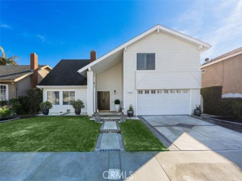 9882 Kings Canyon , Huntington Beach, CA