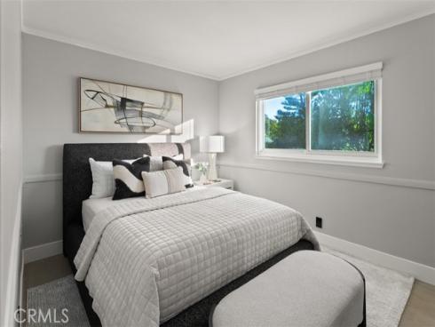 9882 Kings Canyon , Huntington Beach, CA