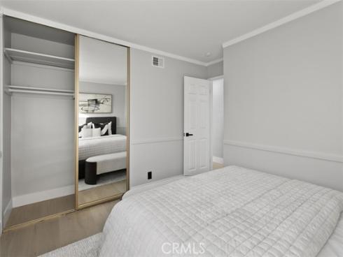9882 Kings Canyon , Huntington Beach, CA