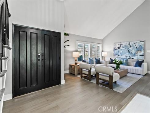 9882 Kings Canyon , Huntington Beach, CA