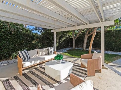 9882 Kings Canyon , Huntington Beach, CA
