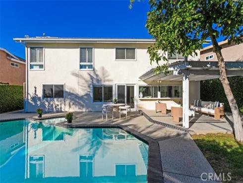 9882 Kings Canyon , Huntington Beach, CA