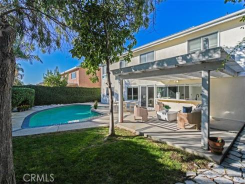 9882  Kings Canyon  , Huntington Beach, CA