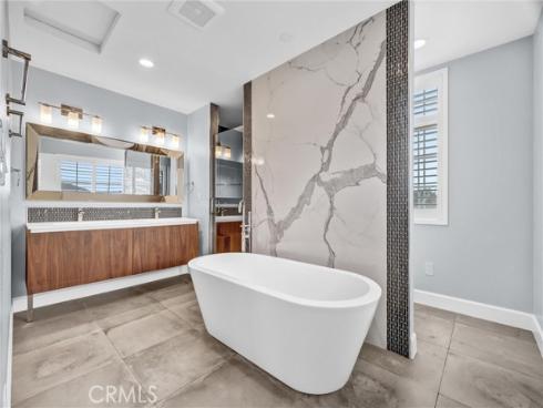 9072 Colbreggan Dr. , Huntington Beach, CA