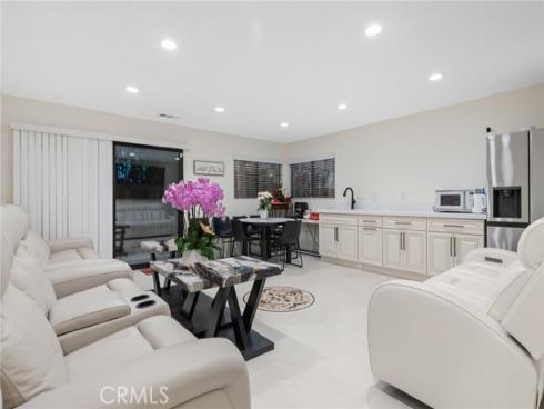 16572 Carousel , Huntington Beach, CA