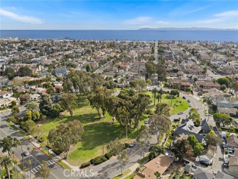 207  Memphis   Avenue, Huntington Beach, CA