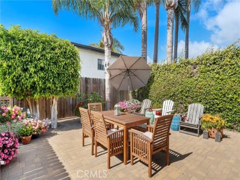 207 Memphis , Huntington Beach, CA
