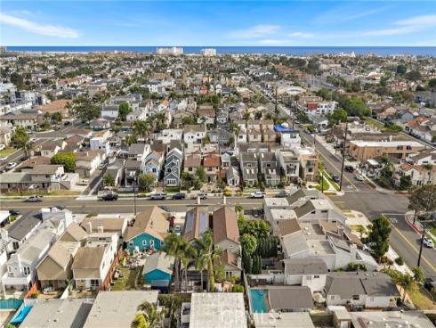 207 Memphis , Huntington Beach, CA