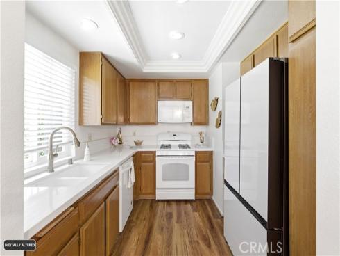 8932 Amador 1312A , Huntington Beach, CA