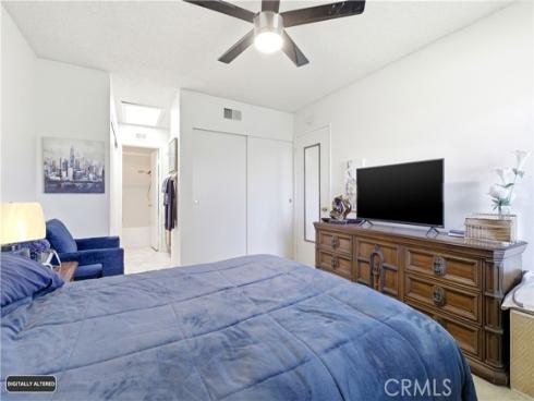 8932 Amador 1312A , Huntington Beach, CA