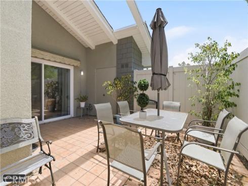 8932 Amador 1312A , Huntington Beach, CA