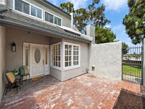 18692 Maplewood Cir , Huntington Beach, CA