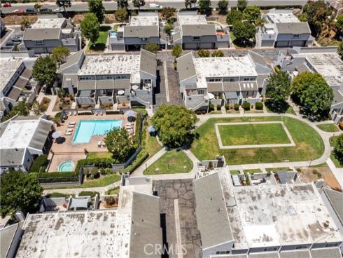 18692 Maplewood Cir , Huntington Beach, CA