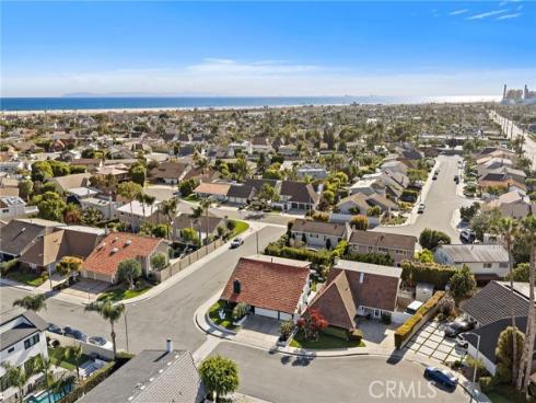 22041 Jonesport Lane, Huntington Beach, CA