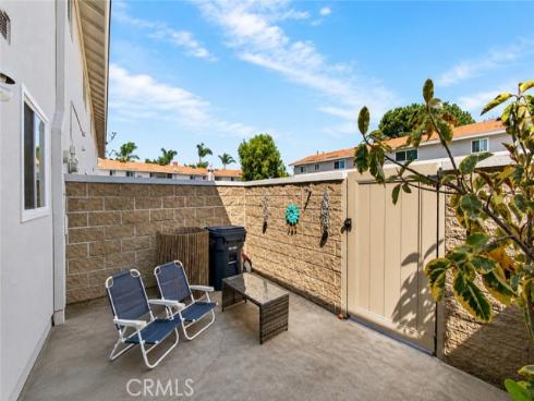 19847 Kingswood , Huntington Beach, CA