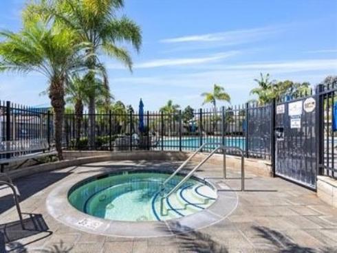 19847 Kingswood , Huntington Beach, CA