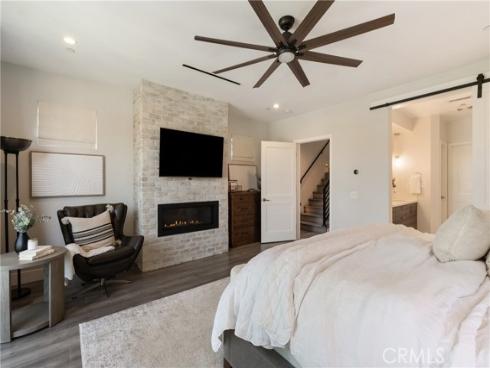 624 14th Street, Huntington Beach, CA