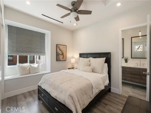 624 14th Street, Huntington Beach, CA