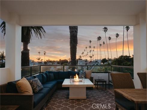 624 14th Street, Huntington Beach, CA