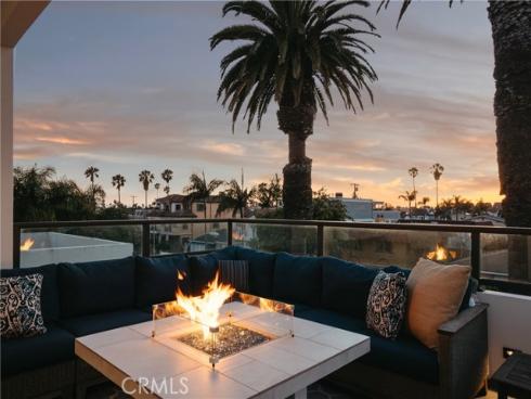 624 14th Street, Huntington Beach, CA