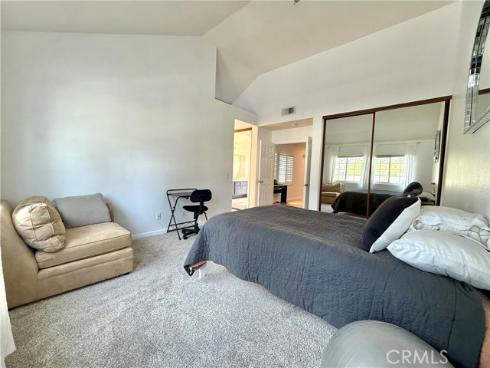 7402 Yellowtail Drive #204 204 Drive, Huntington Beach, CA