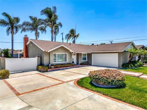 15392 Hanover Lane, Huntington Beach, CA