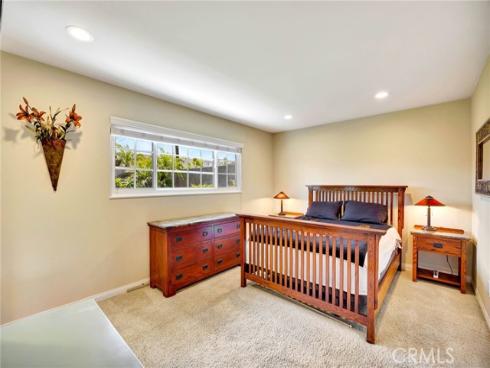 15392 Hanover Lane, Huntington Beach, CA