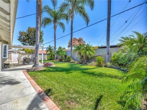 15392 Hanover Lane, Huntington Beach, CA