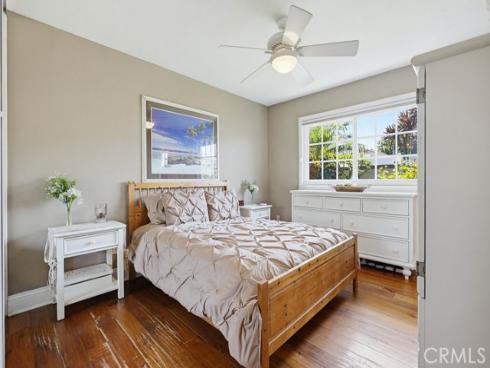 17711 Edwards , Huntington Beach, CA